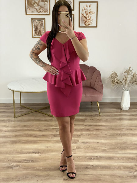 DOPASOWANA SUKIENKA Z FALBANKAMI AMARANTOWA 1D2582