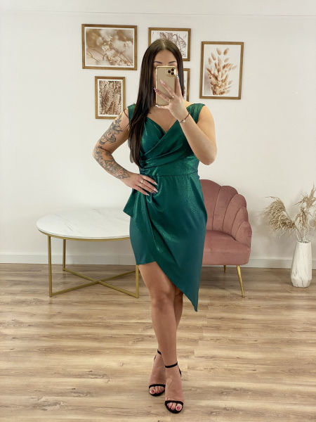 VIKI ASYMETRYCZNA BŁYSZCZĄCA SUKIENKA NA RAMIĄCZKACH ZIELONA