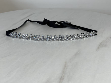 OZDOBNY PASEK Z KRYSZTAŁKAMI SREBRNY