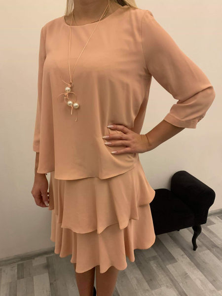 SUKIENKA Z FALBANAMI I NASZYJNIKEM RÓŻOWA 1D2923