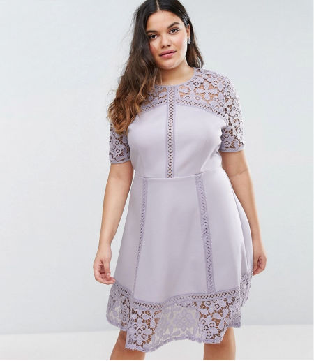 WRZOSOWA SUKIENKA Z KORONKOWYMI WSTAWKAMI 1D676